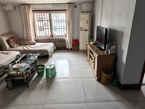 牟山一區(qū)，房屋出售！